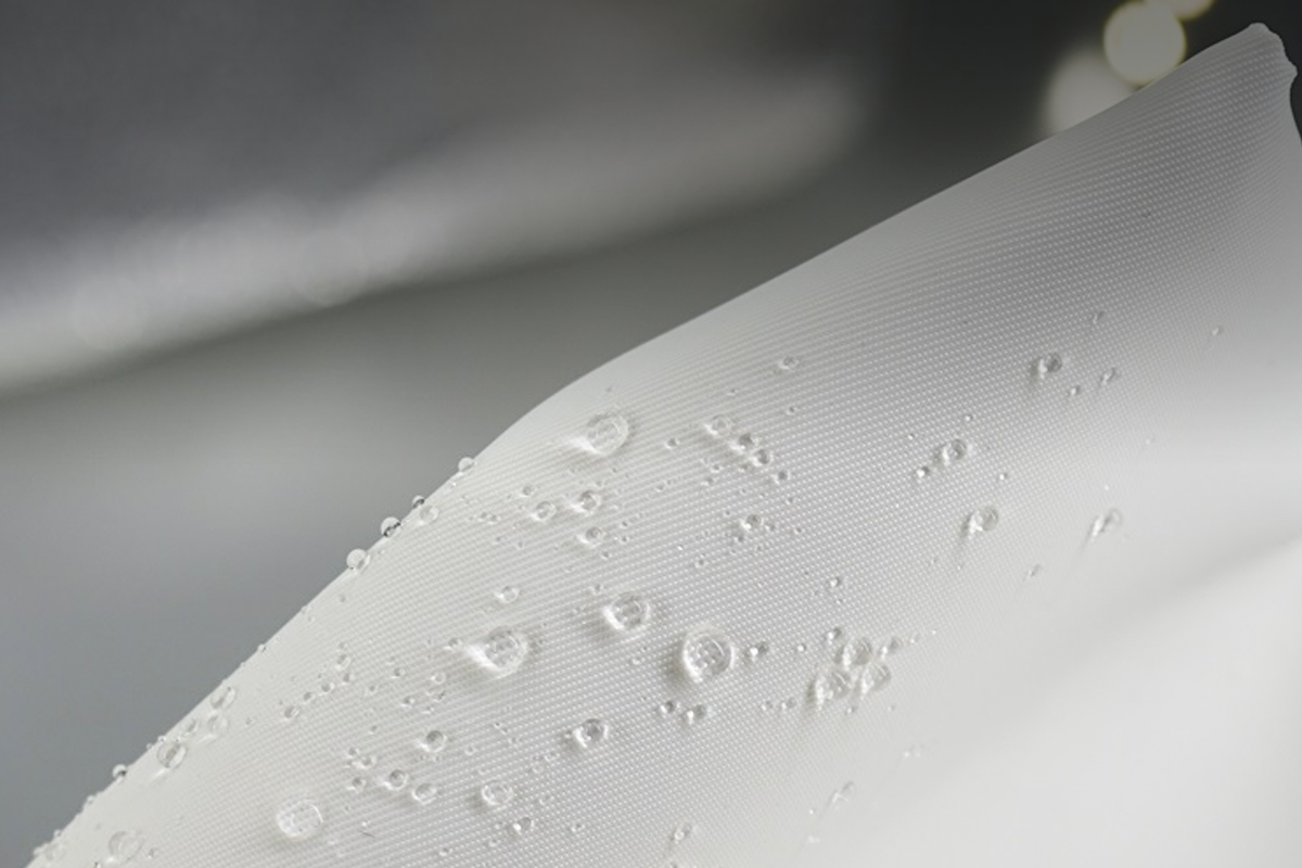 Parapluie ultra-léger en carbone – Protection UV (revêtement noir) pour le soleil et la pluie ☂️