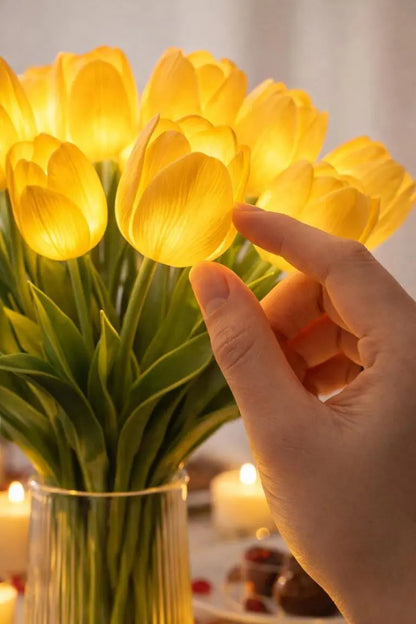 Lampe tulipe LED romantique - Veilleuse d'ambiance - Fleurs artificielles avec lumière - Décoration