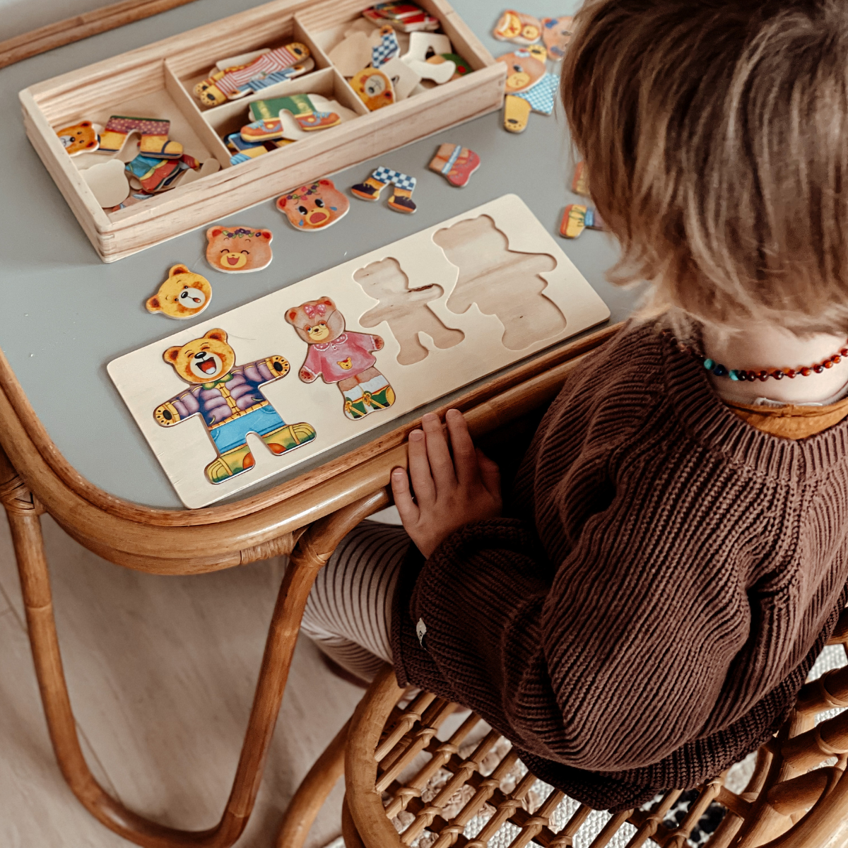 Puzzle d'Habillage Ours en Bois – Coffret de Puzzle avec Boîte de Rangement (Jouet Éducatif)
