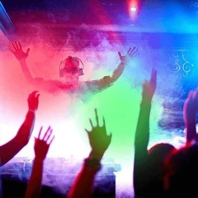 Brumisateur à ultrasons 12 LED – Crée une brume fraîche et une lumière colorée