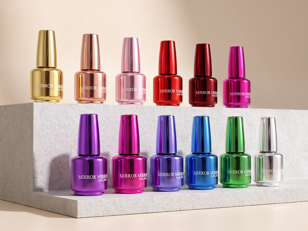 Vernis à ongles métallique brillant effet miroir