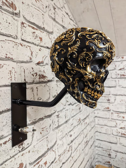 💀 SkullRack – Support pour casque et veste