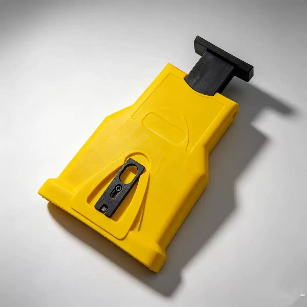Affûteuse de tronçonneuse compacte