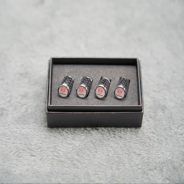 Kit de Bouchons de Valve Carbone de Luxe – Look Fibre de Carbone – Universel pour voiture, moto et vélo – Protection de roue sportive – [Lot de 4]