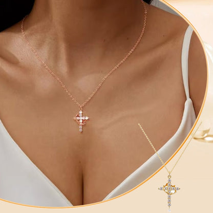 Collier « Forever Cross & Crown » avec moissanite