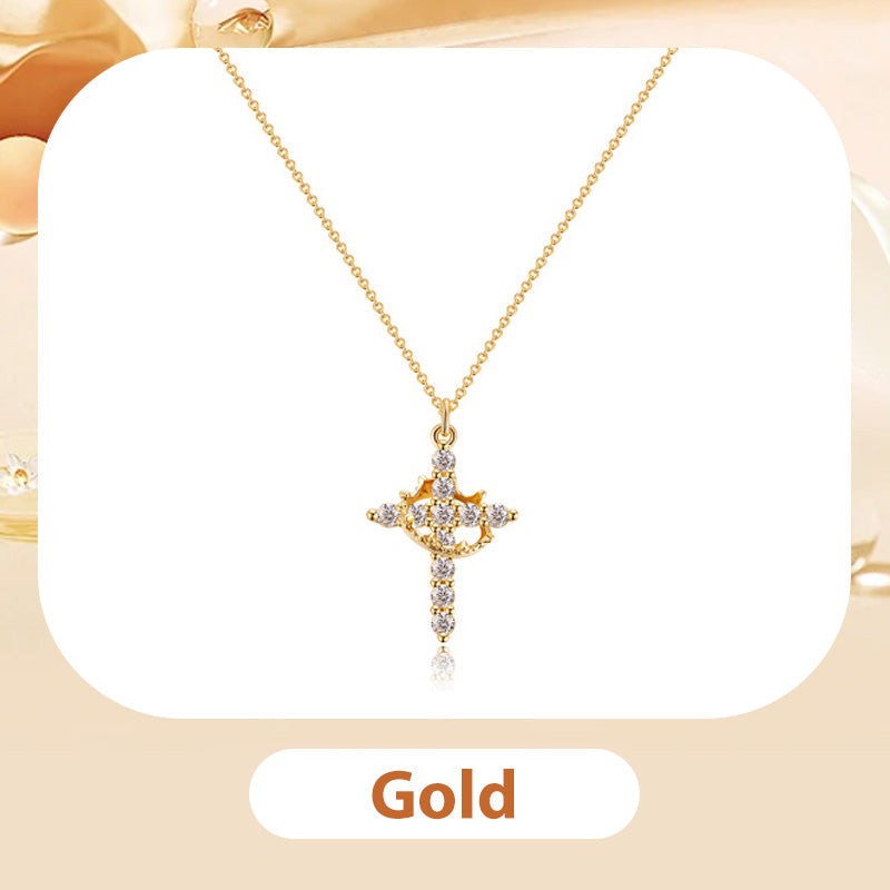 Collier « Forever Cross & Crown » avec moissanite