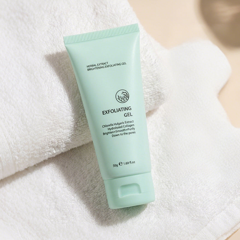 Gel exfoliant aux extraits de plantes