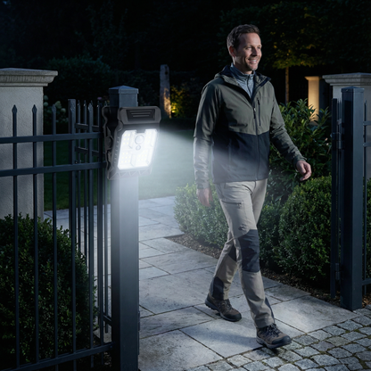 Lampe solaire à pince pratique avec détecteur de mouvement